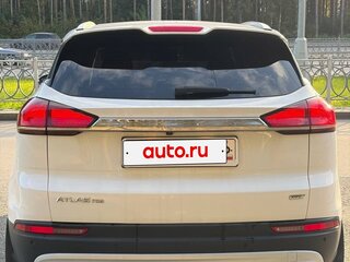 2022 Geely Atlas Pro, белый, 2040000 рублей, вид 3
