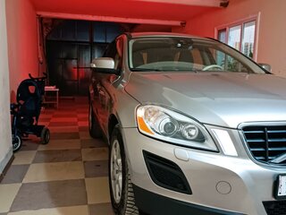 2012 Volvo XC60 I, бежевый, 1850000 рублей, вид 3