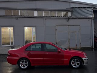 2000 Mercedes-Benz C-Класс 200 II (W203), чёрный, 375000 рублей, вид 4