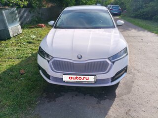 2022 Skoda Octavia IV (A8), белый, 2000000 рублей, вид 5