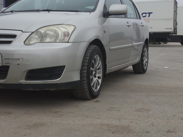 2005 Toyota Corolla IX (E120, E130) Рестайлинг, серебристый, 260000 рублей