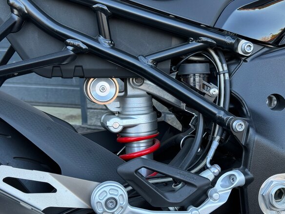 2024 BMW S 1000 RR, чёрный, 2600000 рублей - вид 11