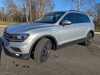 2019 Volkswagen Tiguan II, серебристый, 2249978 рублей, вид 5