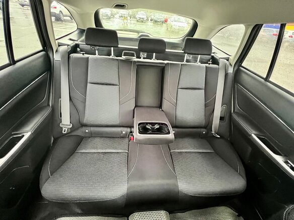 2016 Subaru Levorg I, серый, 2000000 рублей - вид 16