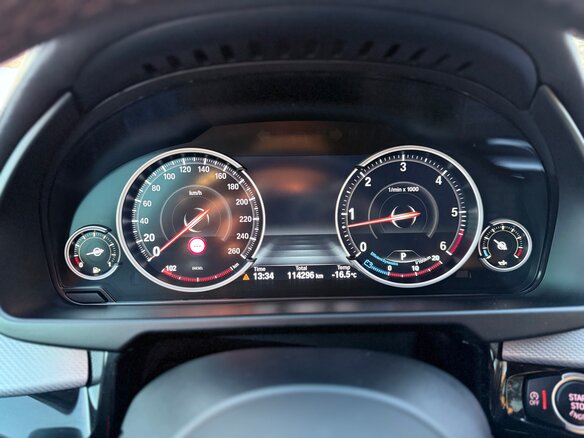 2019 BMW X6 40d II (F16), чёрный, 6000000 рублей - вид 9