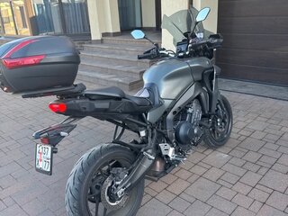 2021 Yamaha MT-09 Tracer (FJ-09), зелёный, 1100000 рублей, вид 3
