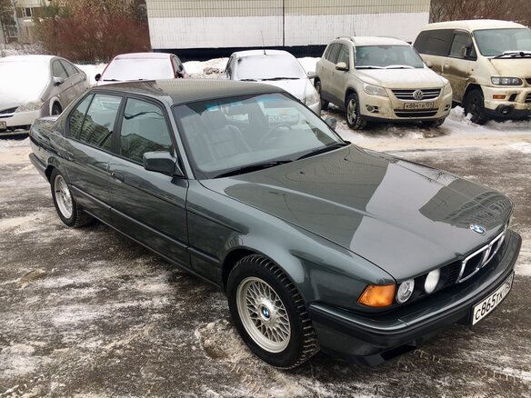 1990 BMW 7 серии 750i II (E32), серый - вид 8