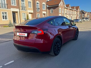 2023 Tesla Model Y Long Range I, красный, 4450000 рублей, вид 5