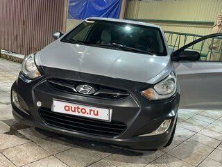 2011 Hyundai Solaris I, серебристый, 780000 рублей, вид 1