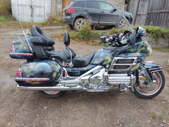 2005 Honda GL 1800 Gold Wing, чёрный, 1500000 рублей - вид 4