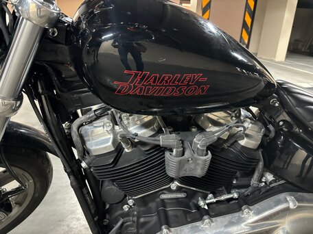 2023 Harley-Davidson Softail Standard, чёрный, 1150000 рублей, вид 5