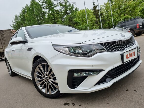2019 Kia K5 II, белый, 2375000 рублей - вид 4