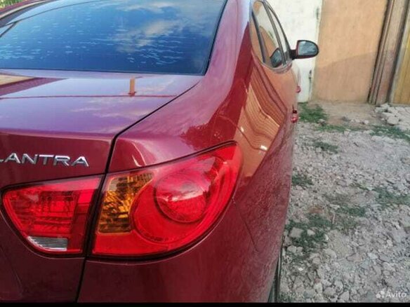 2010 Hyundai Elantra IV (HD), красный, 980000 рублей - вид 2
