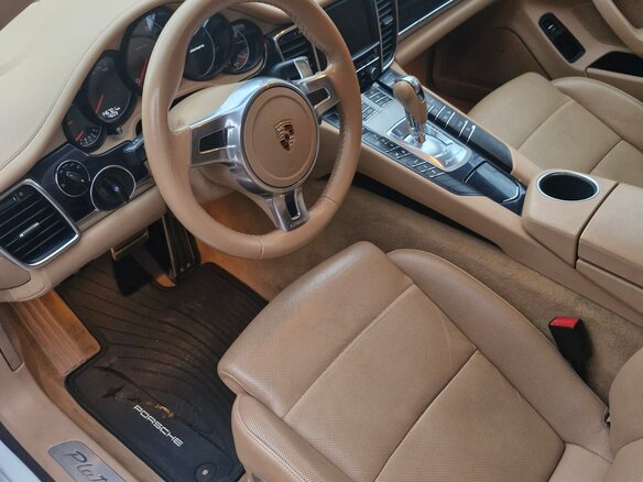 2013 Porsche Panamera I, белый, 2150000 рублей - вид 6