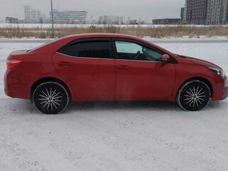 2015 Toyota Corolla XI (E160, E170, E180), красный, 1690000 рублей, вид 3