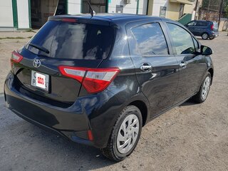 2019 Toyota Vitz III (XP130) Рестайлинг 2, чёрный, 1070000 рублей, вид 5