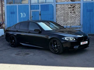 2013 BMW M5 V (F10) Рестайлинг, чёрный, 4500000 рублей, вид 4