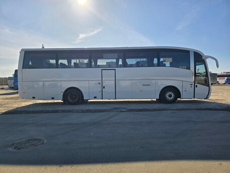 2000 Volvo B12 Series, белый, 3250000 рублей, вид 4