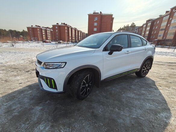 2023 Geely Xingyue S I Рестайлинг (S), белый, 3600000 рублей - вид 4