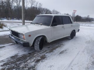 1996 Lada (ВАЗ) 2105, белый, 85000 рублей, вид 1
