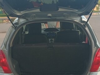 2009 Toyota Vitz II (XP90), серый, 690000 рублей, вид 3