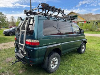 1994 Mitsubishi Delica IV, зелёный, 1900000 рублей, вид 5