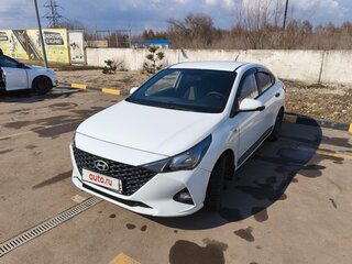 2021 Hyundai Solaris II Рестайлинг, белый, 1400000 рублей, вид 1