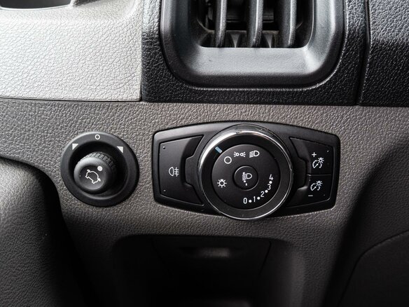 2020 Ford Transit, белый, 4400000 рублей - вид 17