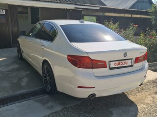 2019 BMW 5 серии 520d VII (G30/G31/G38), белый, 4000000 рублей, вид 2