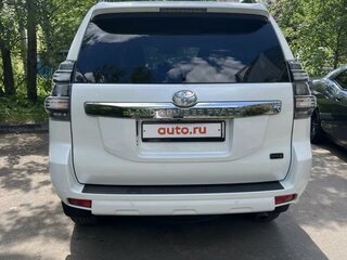 2016 Toyota Land Cruiser Prado 150 Series Рестайлинг 1, белый, 4400000 рублей, вид 2