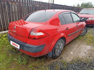 2004 Renault Megane II, красный, 200000 рублей, вид 3