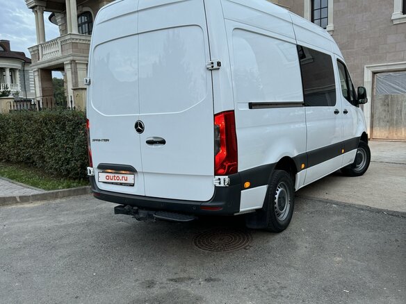 2020 Mercedes-Benz Sprinter, белый, 5100000 рублей - вид 2