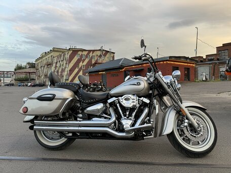 2004 Yamaha XV 1700 Road Star, серебристый, 660000 рублей, вид 1