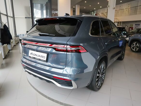 2026 Geely Monjaro I Рестайлинг, серый - вид 4