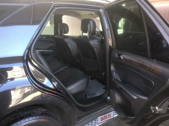 2011 Mercedes-Benz M-Класс 300 II (W164) Рестайлинг, чёрный, 1600000 рублей - вид 16