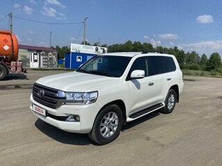 2019 Toyota Land Cruiser 200 Series Рестайлинг 2, белый, 6800000 рублей, вид 1
