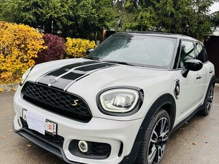 2021 Mini Countryman Cooper S E II Рестайлинг, серебристый, 5100000 рублей, вид 1