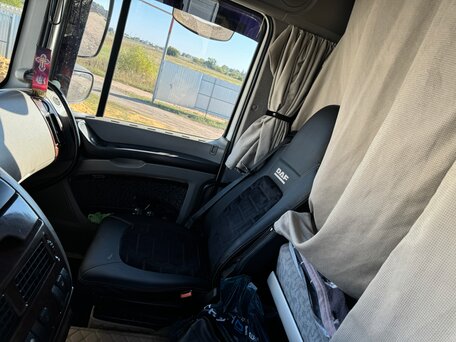 2008 DAF XF 105, белый, 4100000 рублей, вид 5