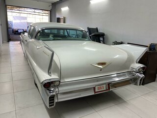 1958 Cadillac DeVille I, белый, 4000000 рублей, вид 3