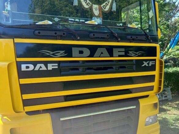 2012 DAF XF 105, жёлтый, 3100000 рублей