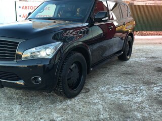 2010 Infiniti QX56 II, чёрный, 1890000 рублей, вид 2