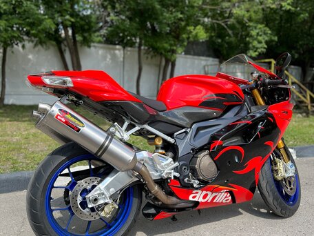 2005 Aprilia RSV1000 R, красный, 1000000 рублей, вид 3