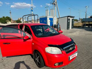 2008 Chevrolet Aveo I Рестайлинг, красный, 480000 рублей, вид 1