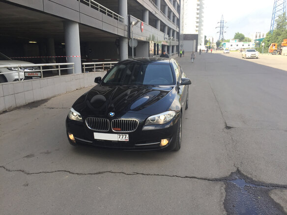 2011 BMW 5 серии 530d xDrive VI (F10/F11/F07), чёрный - вид 11