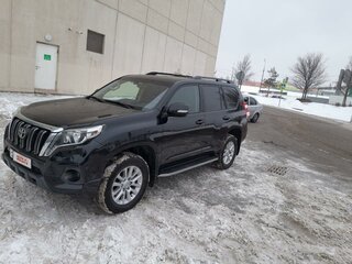 2015 Toyota Land Cruiser Prado 150 Series Рестайлинг 1, чёрный, 4400000 рублей, вид 3