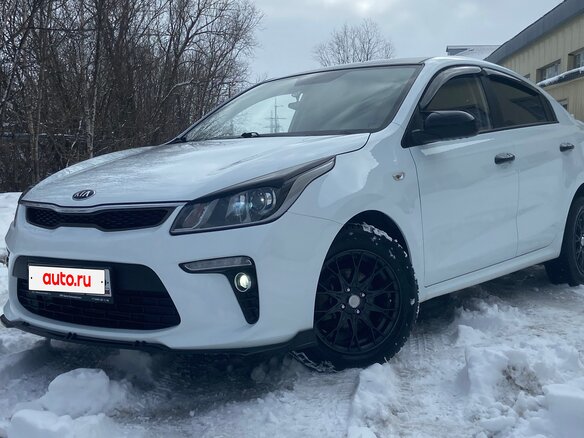 2020 Kia Rio IV, белый, 1280000 рублей