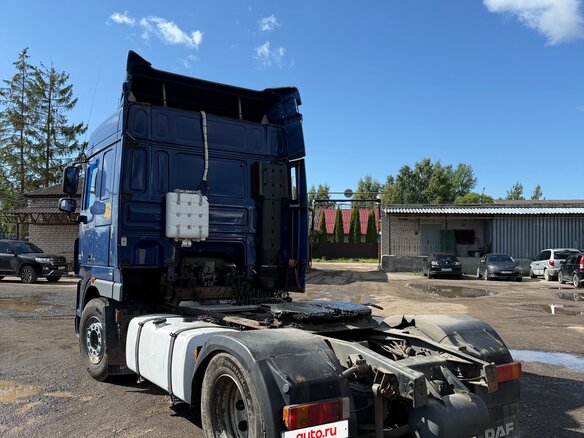 2009 DAF XF 105, синий - вид 5