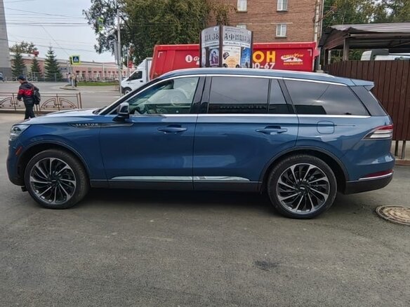 2021 Lincoln Aviator II, синий, 6900000 рублей - вид 7