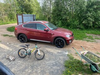 2010 BMW X6 35i 6-speed I (E71), красный, 1300000 рублей, вид 4