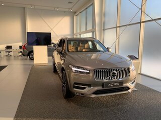 2021 Volvo XC90 B5 II Рестайлинг 1, бежевый, 7600000 рублей, вид 1